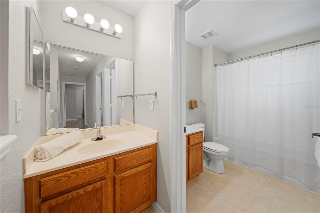 待售: $349,900 (4 贝兹, 3 浴室, 1470 平方英尺)