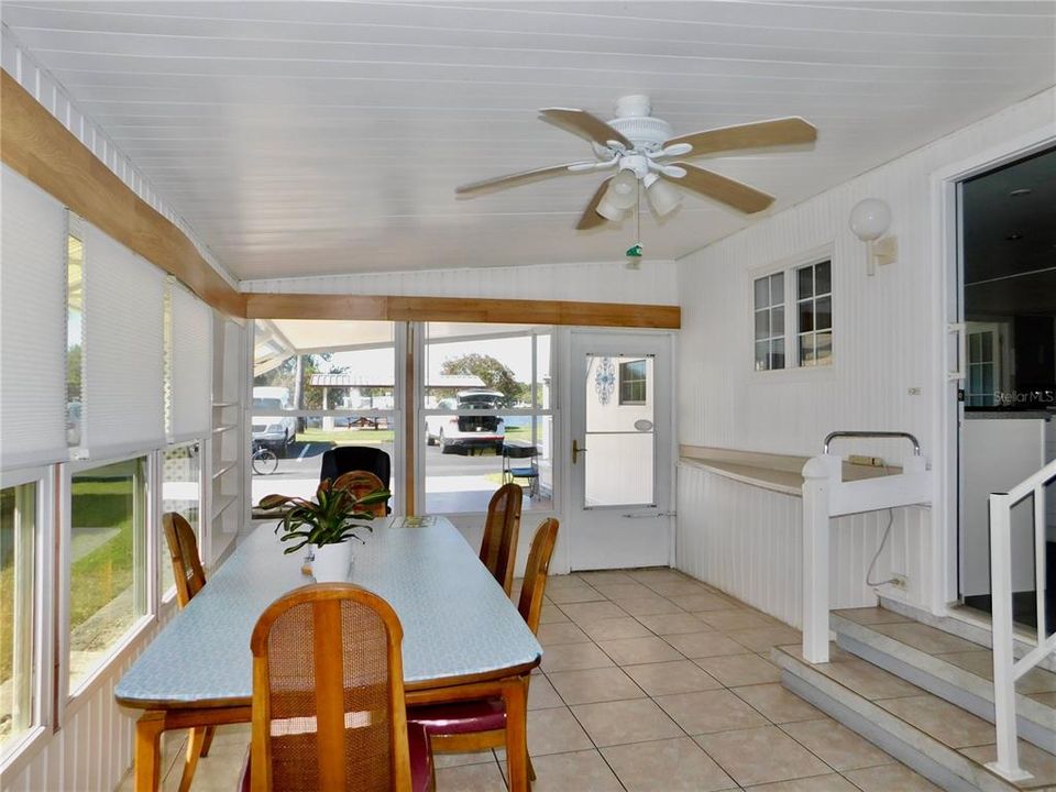 For Sale: $137,500 (3 beds, 2 baths, 1232 Square Feet)