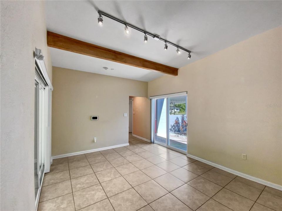 Active With Contract: $360,000 (3 beds, 2 baths, 1438 Square Feet)