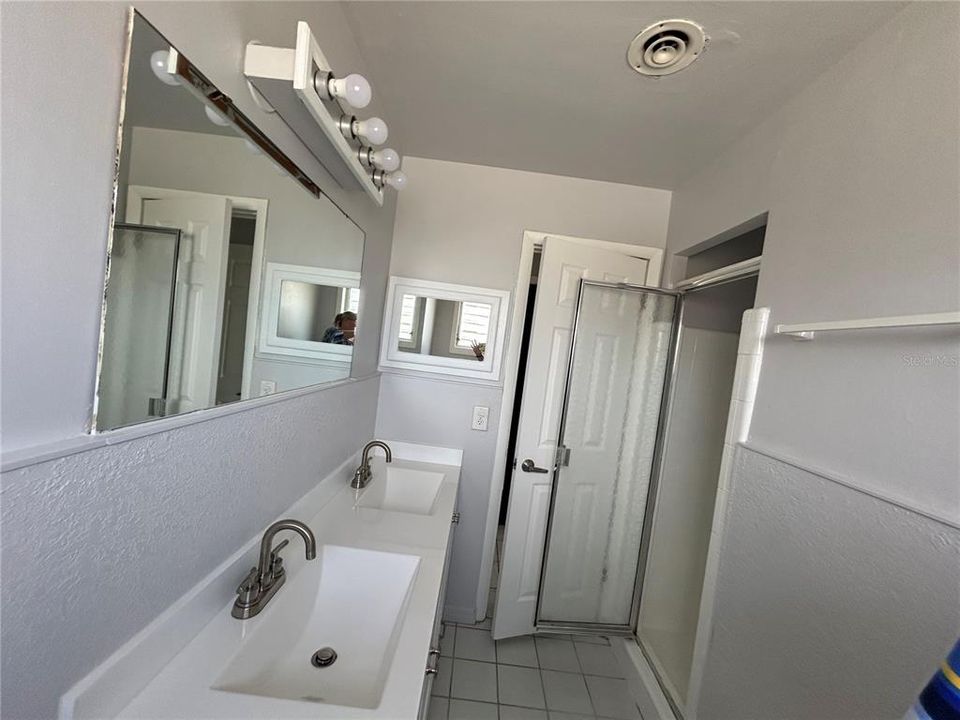 Недавно арендовано: $1,800 (3 спален, 2 ванн, 1403 Квадратных фут)