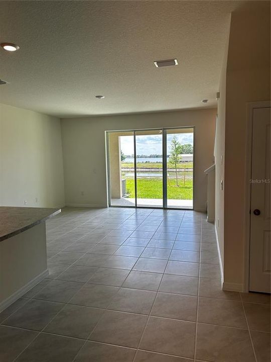 Active With Contract: $2,350 (3 beds, 2 baths, 1673 Square Feet)