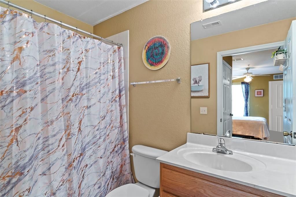 待售: $289,999 (3 贝兹, 2 浴室, 1156 平方英尺)