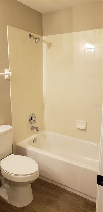 最近租的: $1,995 (3 贝兹, 2 浴室, 1434 平方英尺)
