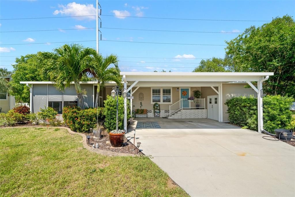 For Sale: $369,000 (3 beds, 2 baths, 1800 Square Feet)