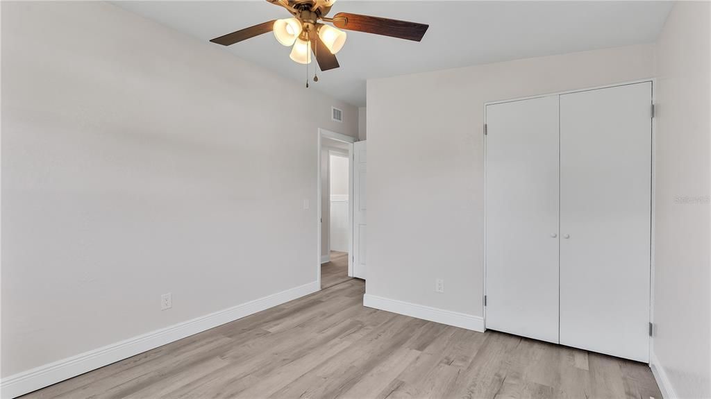 Active With Contract: $299,900 (4 beds, 2 baths, 1673 Square Feet)