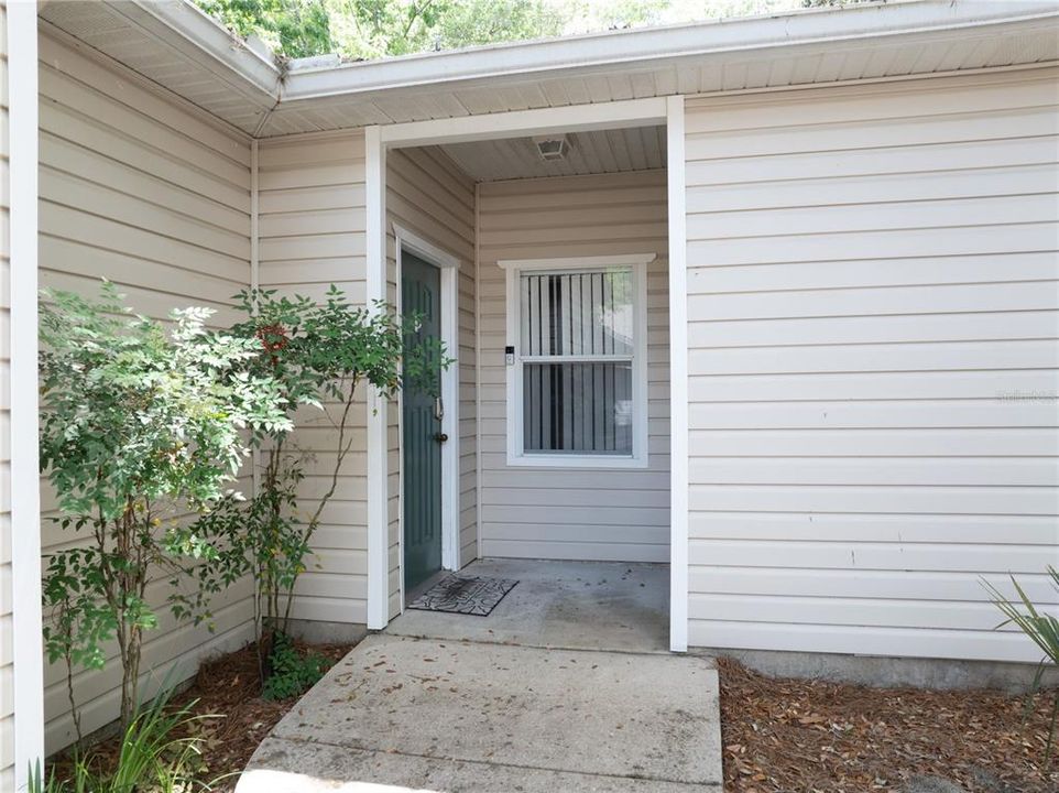 For Sale: $219,500 (2 beds, 2 baths, 1134 Square Feet)