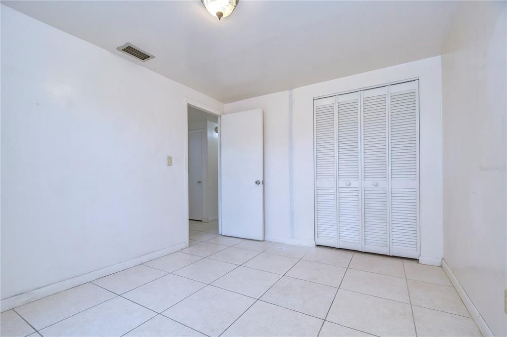 Active With Contract: $350,000 (3 beds, 1 baths, 1130 Square Feet)