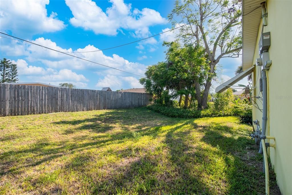 The neighbor to the rear has a fenced in yard, giving you extra privacy.