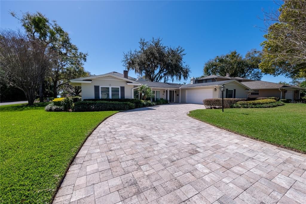 Recently Sold: $730,000 (3 beds, 2 baths, 1761 Square Feet)