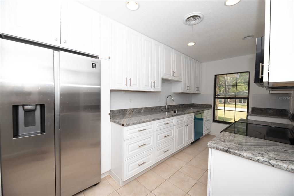 Active With Contract: $425,000 (3 beds, 2 baths, 1858 Square Feet)