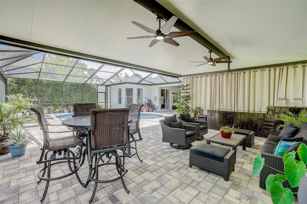 Active With Contract: $750,000 (5 beds, 4 baths, 3290 Square Feet)