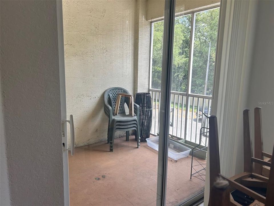For Rent: $1,900 (2 beds, 2 baths, 1380 Square Feet)