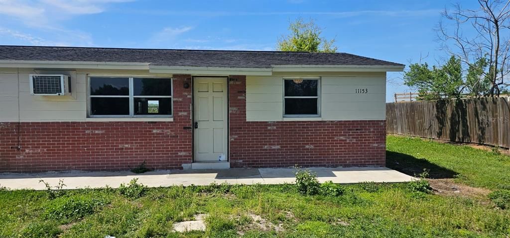 Recently Rented: $1,300 (2 beds, 1 baths, 700 Square Feet)
