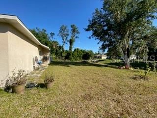 For Sale: $299,900 (3 beds, 2 baths, 1195 Square Feet)