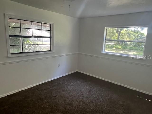 For Rent: $1,500 (3 beds, 2 baths, 1680 Square Feet)