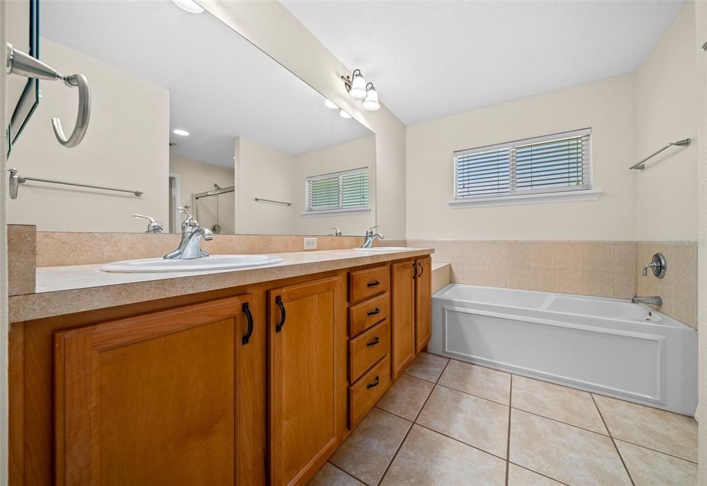 For Sale: $415,000 (4 beds, 2 baths, 2153 Square Feet)