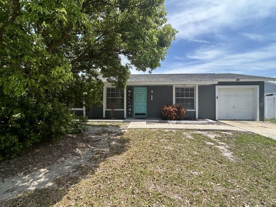 For Sale: $389,000 (3 beds, 2 baths, 1560 Square Feet)