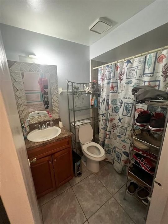 待售: $250,000 (2 贝兹, 2 浴室, 899 平方英尺)