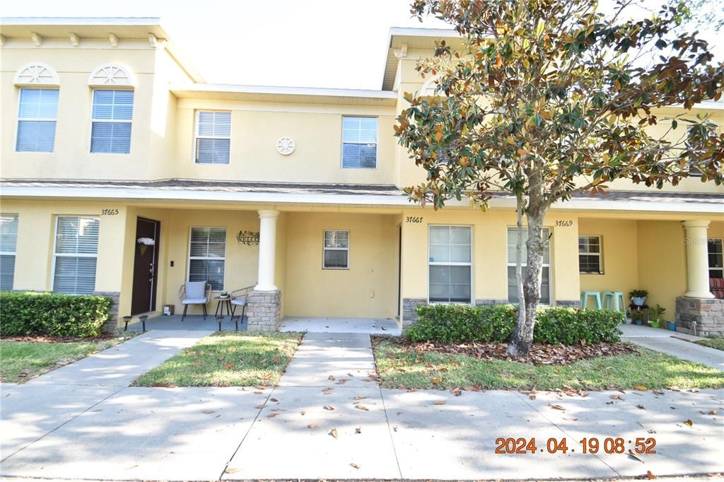For Rent: $1,895 (3 beds, 2 baths, 1561 Square Feet)
