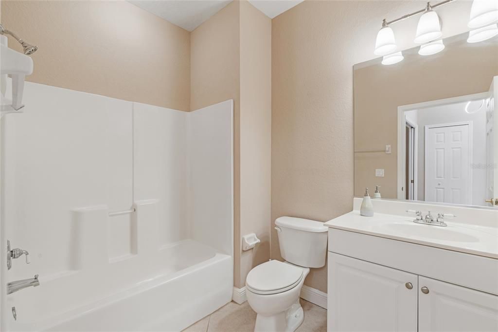 For Sale: $274,900 (3 beds, 2 baths, 1248 Square Feet)