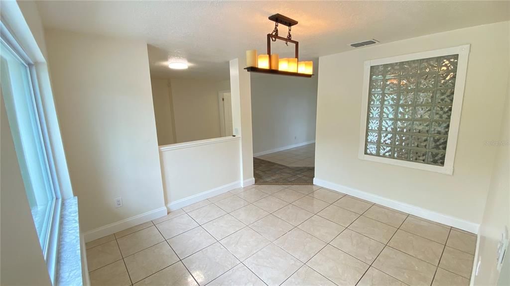For Rent: $3,650 (4 beds, 2 baths, 2435 Square Feet)