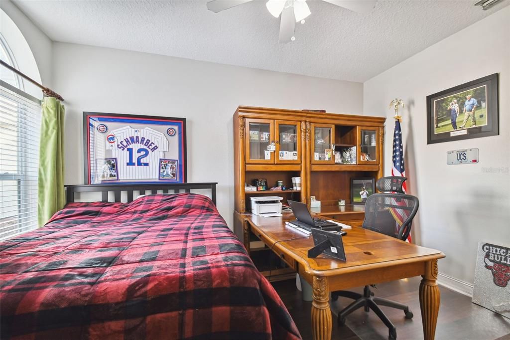 Active With Contract: $3,300 (3 beds, 2 baths, 2673 Square Feet)