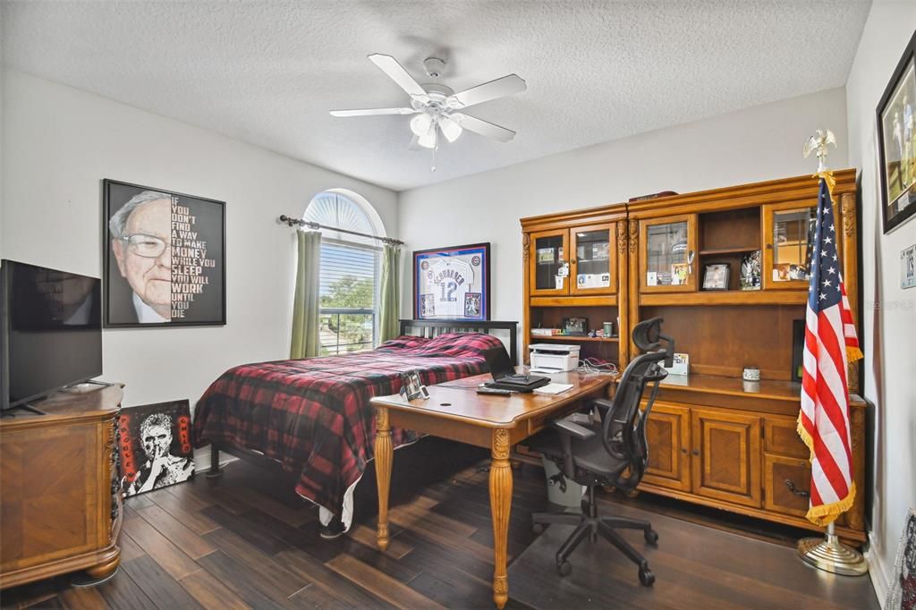 Active With Contract: $3,300 (3 beds, 2 baths, 2673 Square Feet)