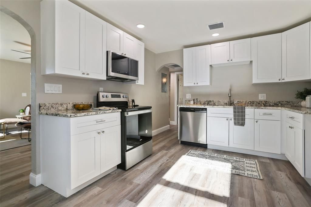 For Sale: $369,900 (3 beds, 2 baths, 1440 Square Feet)