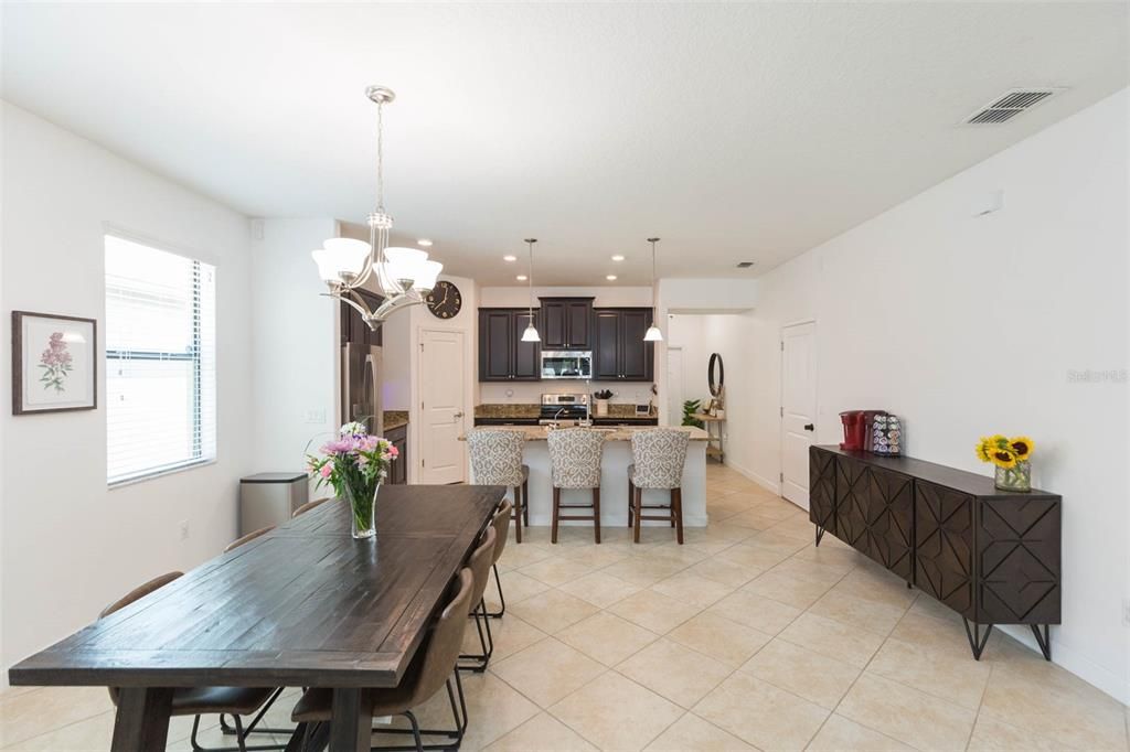 For Sale: $419,900 (3 beds, 2 baths, 1957 Square Feet)