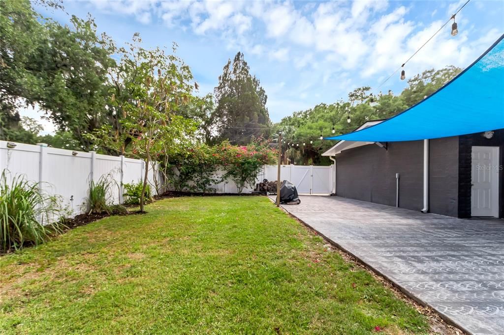 For Sale: $649,000 (4 beds, 2 baths, 1991 Square Feet)
