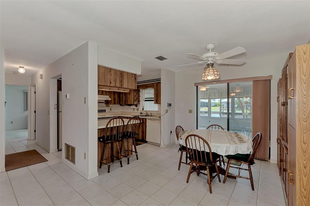 For Sale: $649,800 (2 beds, 2 baths, 1740 Square Feet)