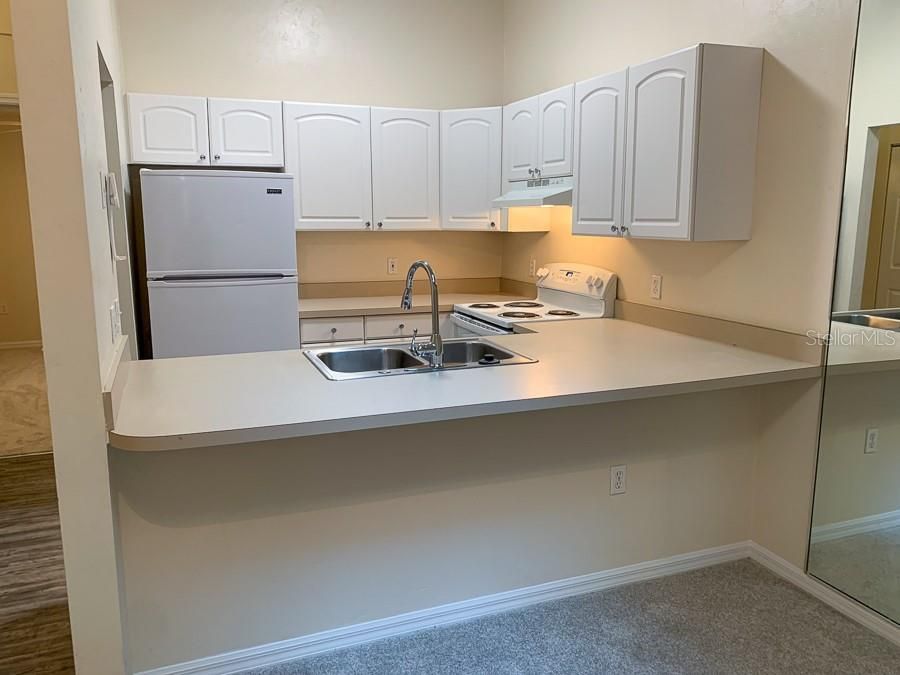 For Rent: $1,245 (2 beds, 2 baths, 752 Square Feet)