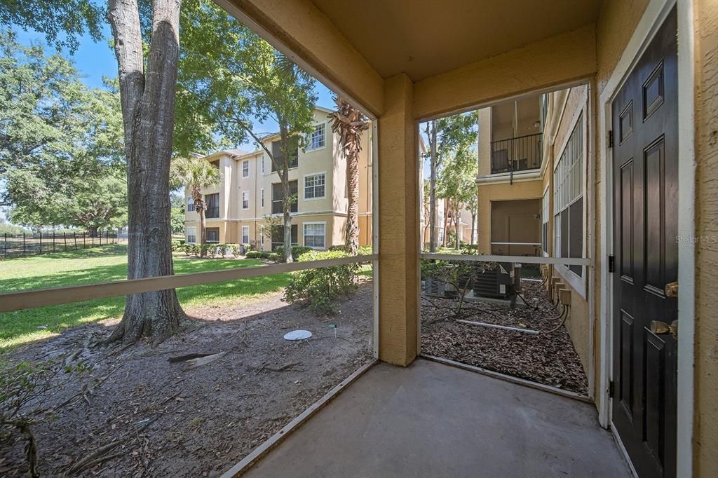 For Sale: $239,000 (2 beds, 2 baths, 1014 Square Feet)