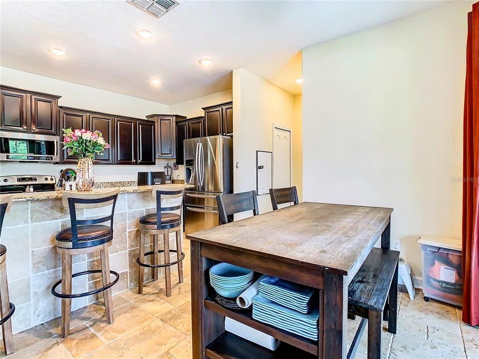 Active With Contract: $669,000 (5 beds, 3 baths, 3141 Square Feet)