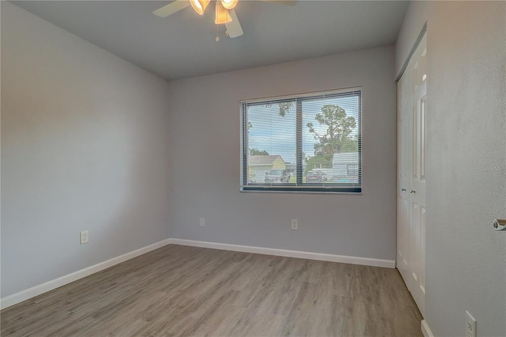 Active With Contract: $304,900 (3 beds, 2 baths, 1320 Square Feet)
