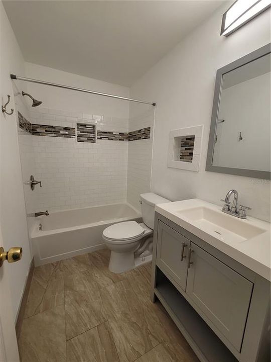 最近租的: $2,900 (3 贝兹, 2 浴室, 1444 平方英尺)