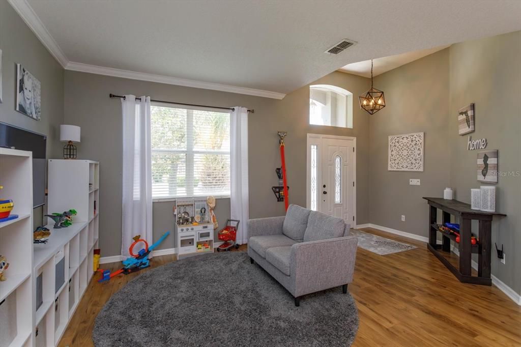 Active With Contract: $560,000 (4 beds, 2 baths, 2025 Square Feet)
