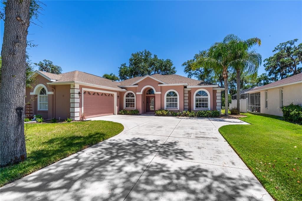 Active With Contract: $539,500 (3 beds, 2 baths, 2104 Square Feet)