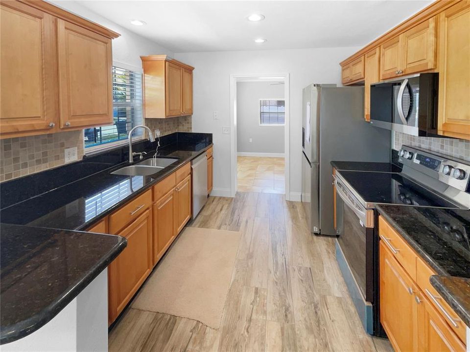 For Sale: $404,000 (3 beds, 2 baths, 1327 Square Feet)