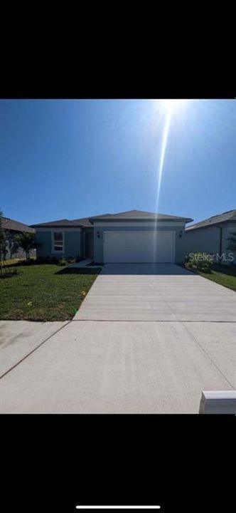 Recently Sold: $419,590 (3 beds, 3 baths, 2330 Square Feet)