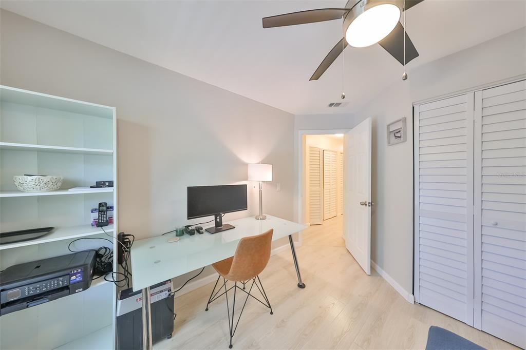 Active With Contract: $308,000 (3 beds, 2 baths, 1180 Square Feet)