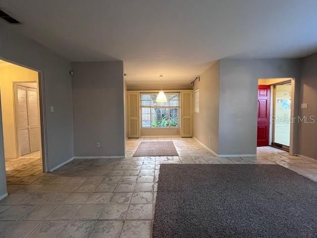 Active With Contract: $2,495 (2 beds, 2 baths, 1312 Square Feet)