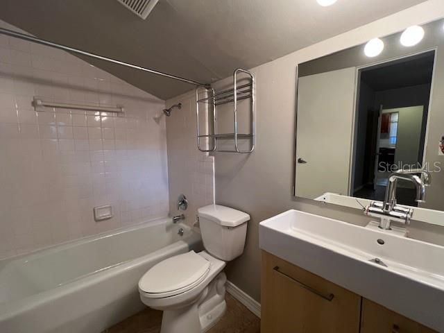 最近租的: $2,495 (2 贝兹, 2 浴室, 1312 平方英尺)