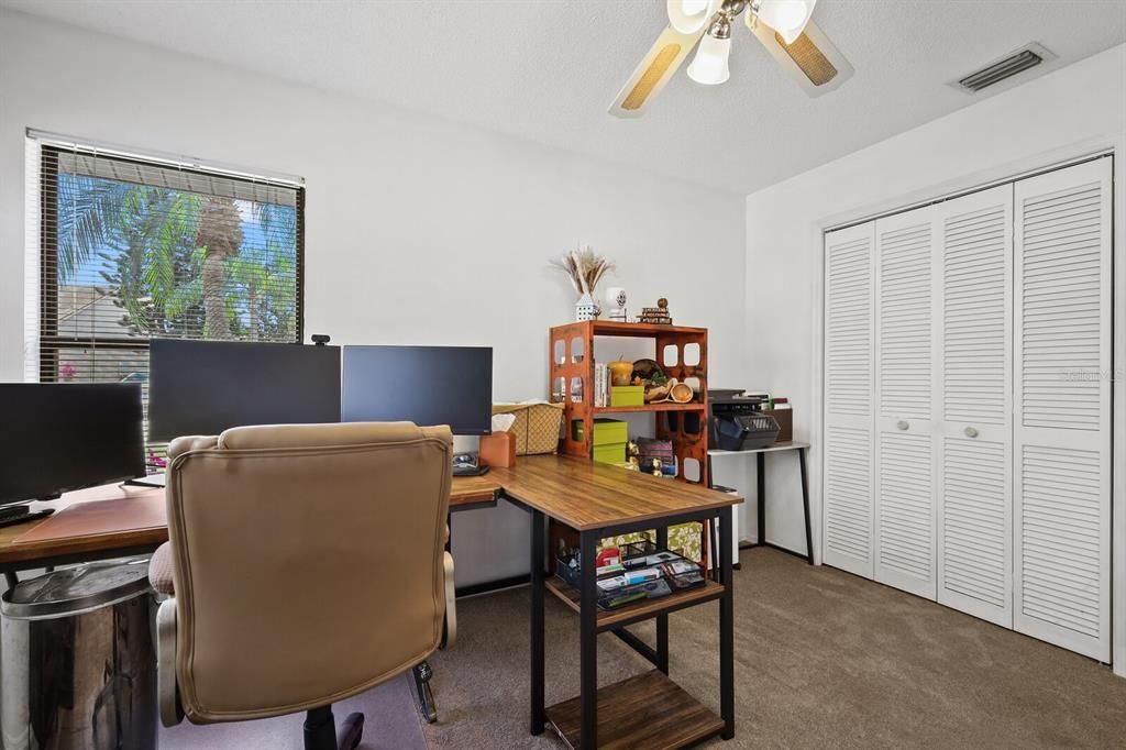 Active With Contract: $288,500 (2 beds, 2 baths, 1430 Square Feet)