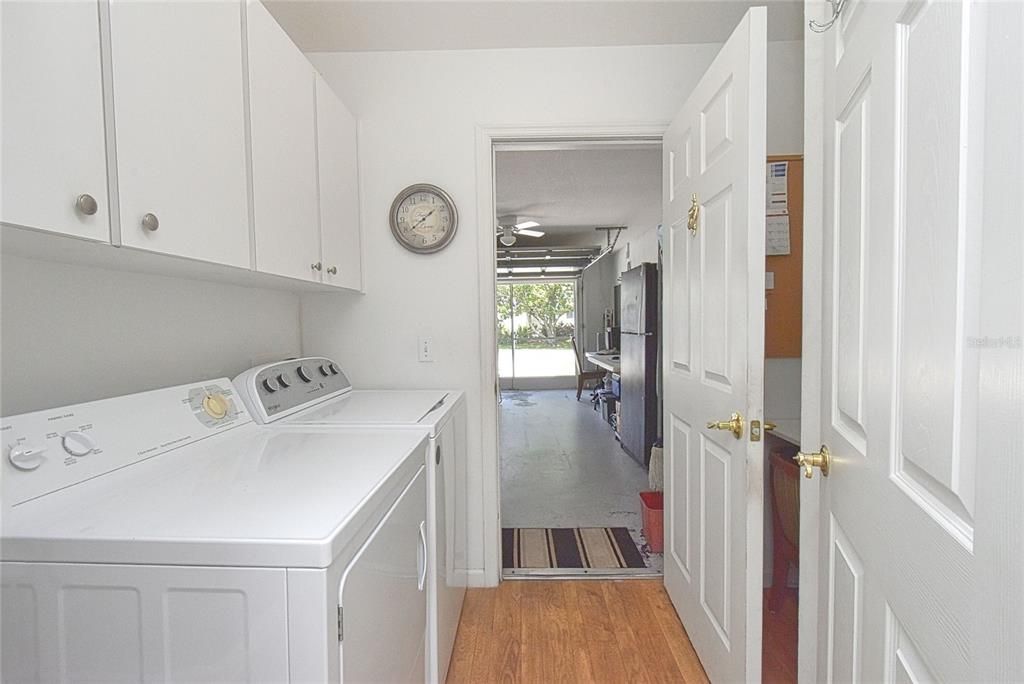 For Sale: $279,900 (2 beds, 2 baths, 1473 Square Feet)