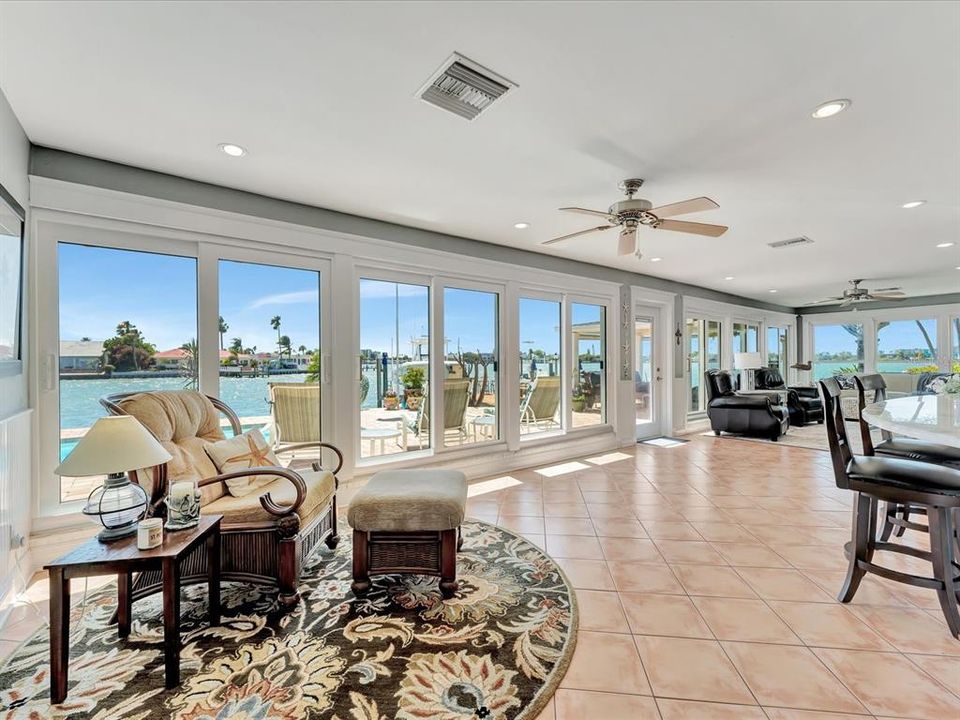 For Sale: $2,295,000 (3 beds, 2 baths, 2158 Square Feet)