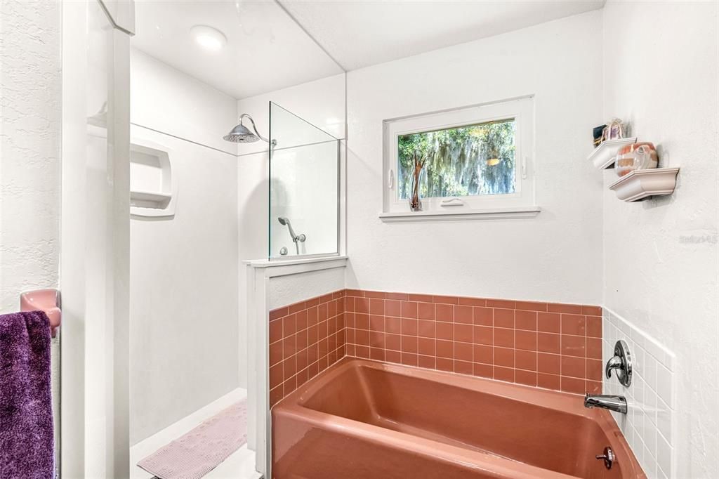 待售: $999,000 (4 贝兹, 5 浴室, 4134 平方英尺)