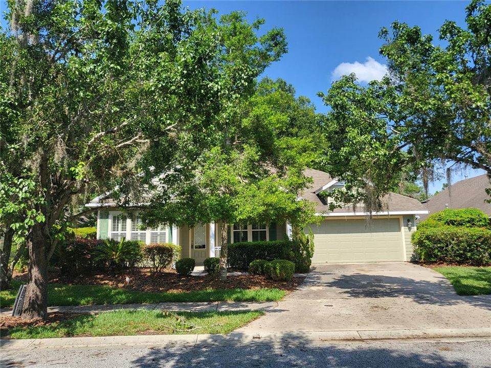 Active With Contract: $450,000 (4 beds, 3 baths, 2351 Square Feet)