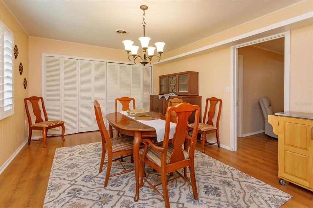 For Sale: $356,000 (3 beds, 2 baths, 1790 Square Feet)