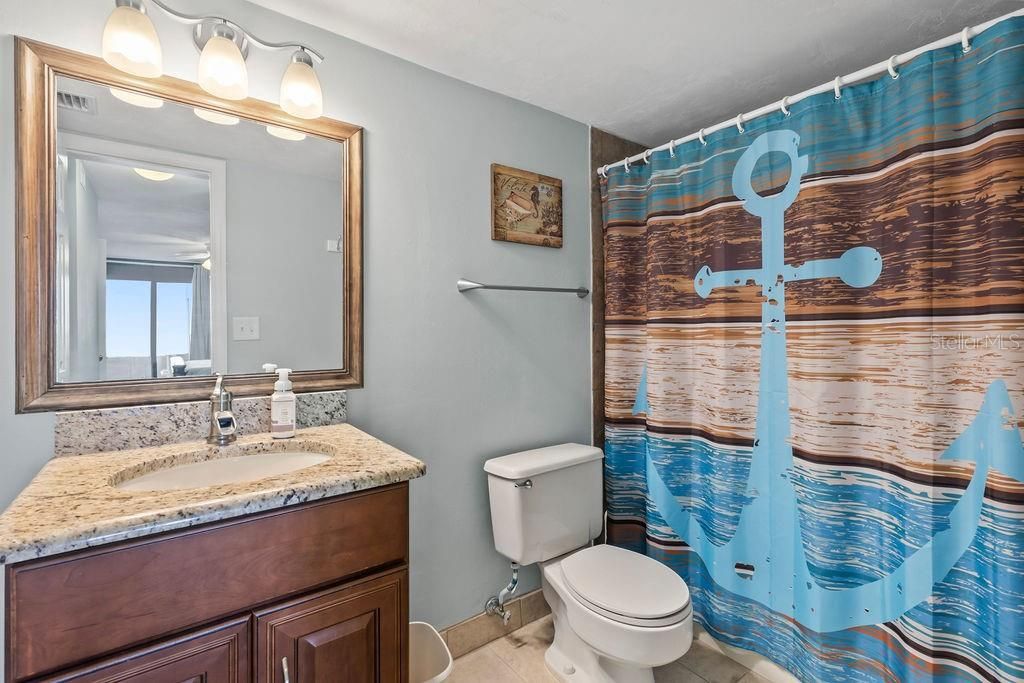For Sale: $349,900 (2 beds, 2 baths, 1275 Square Feet)